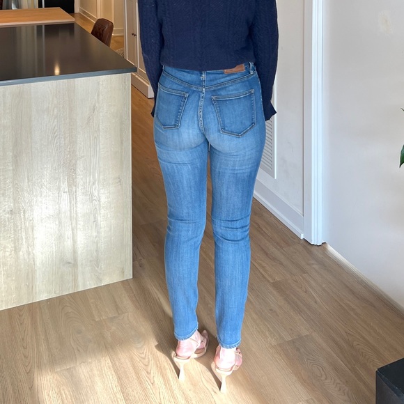 J.Crew  Medium Wash Skinny Midrise Jeans Sz:26 - Picture 5 of 11